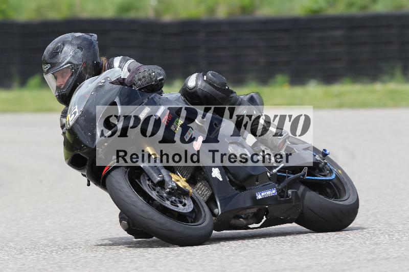 /Archiv-2025/10 23.04.2025 Cornu Master School ADR/rot-rouge/5